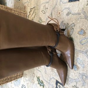 GUCCI leather boots.  38C.  light brown